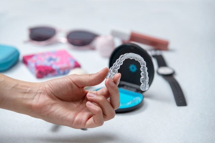 Ventajas y Desventajas de Invisalign